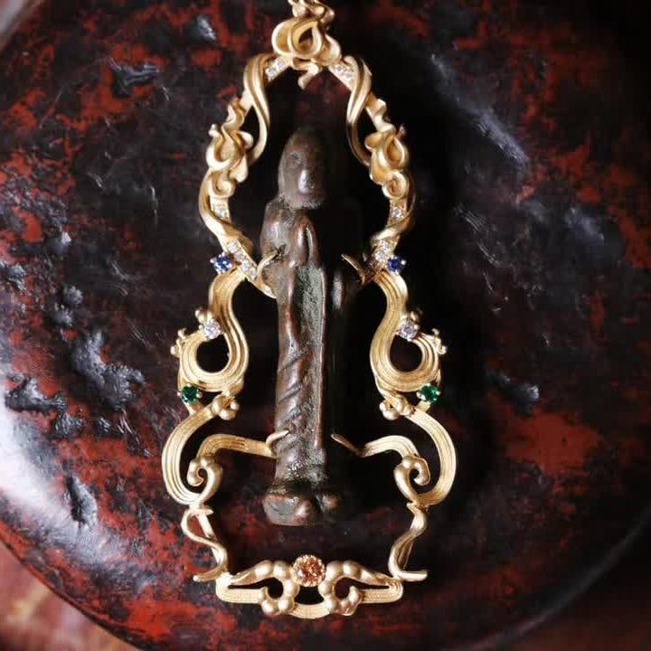 A Tang Dynasty portable Buddha Ananda Kasyapa: Tang Dynasty Buddha Ananda Kasyapa SIZE: 18k gold design inlaid with about 63.5x14.5mm (The Dimensions Of All Batches Are Manually Measured.If You Need More Detailed Information, Please Contact Our Cu