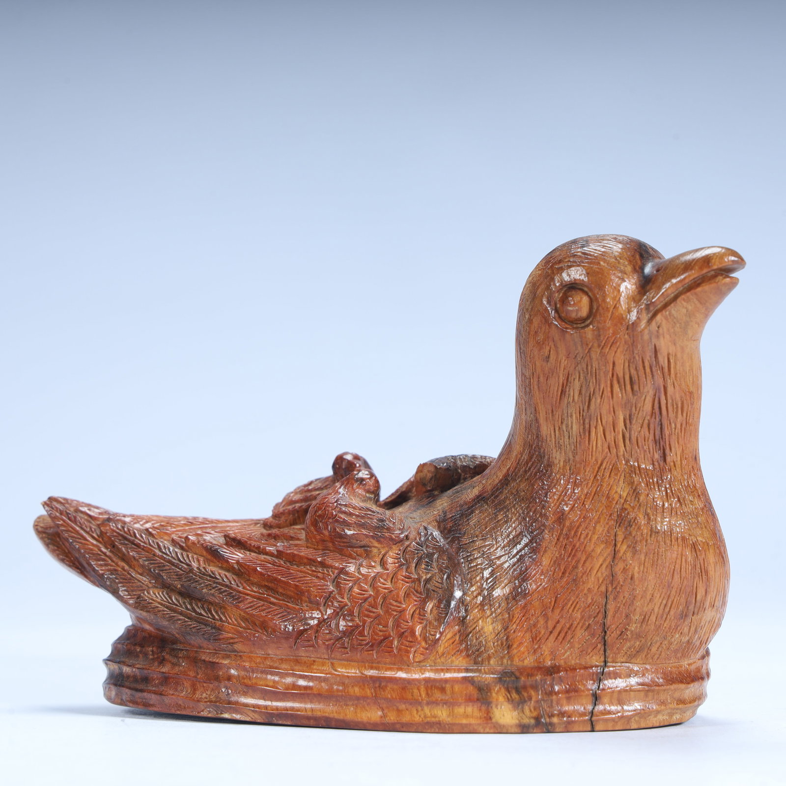 A Qing Dynasty Huanghuali wood carving mother duck ornament: Qing Dynasty Huanghuali wood carving mother duck ornament SIZE: H:8cm L:12cm W:6.5cm W:165.4g (The Dimensions Of All Batches Are Manually Measured.If You Need More Detailed Information, Please Contact