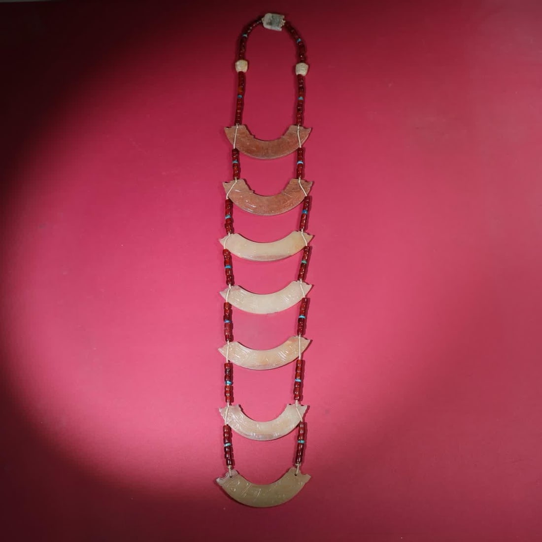 A set of Han Dynasty with Sima jade huang: The Han Dynasty set up a set of Sima jade huang SIZE: Max Huang 121x52x5mm Total L: 695mm Total W: 406g (The Dimensions Of All Batches Are Manually Measured.If You Need More Detailed Information, Plea