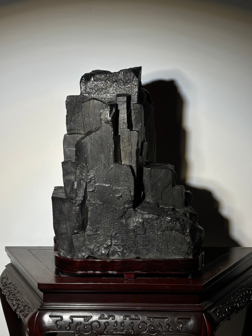 An Exquisite Lingbi Stone Rockery Ornament (1 of 6)