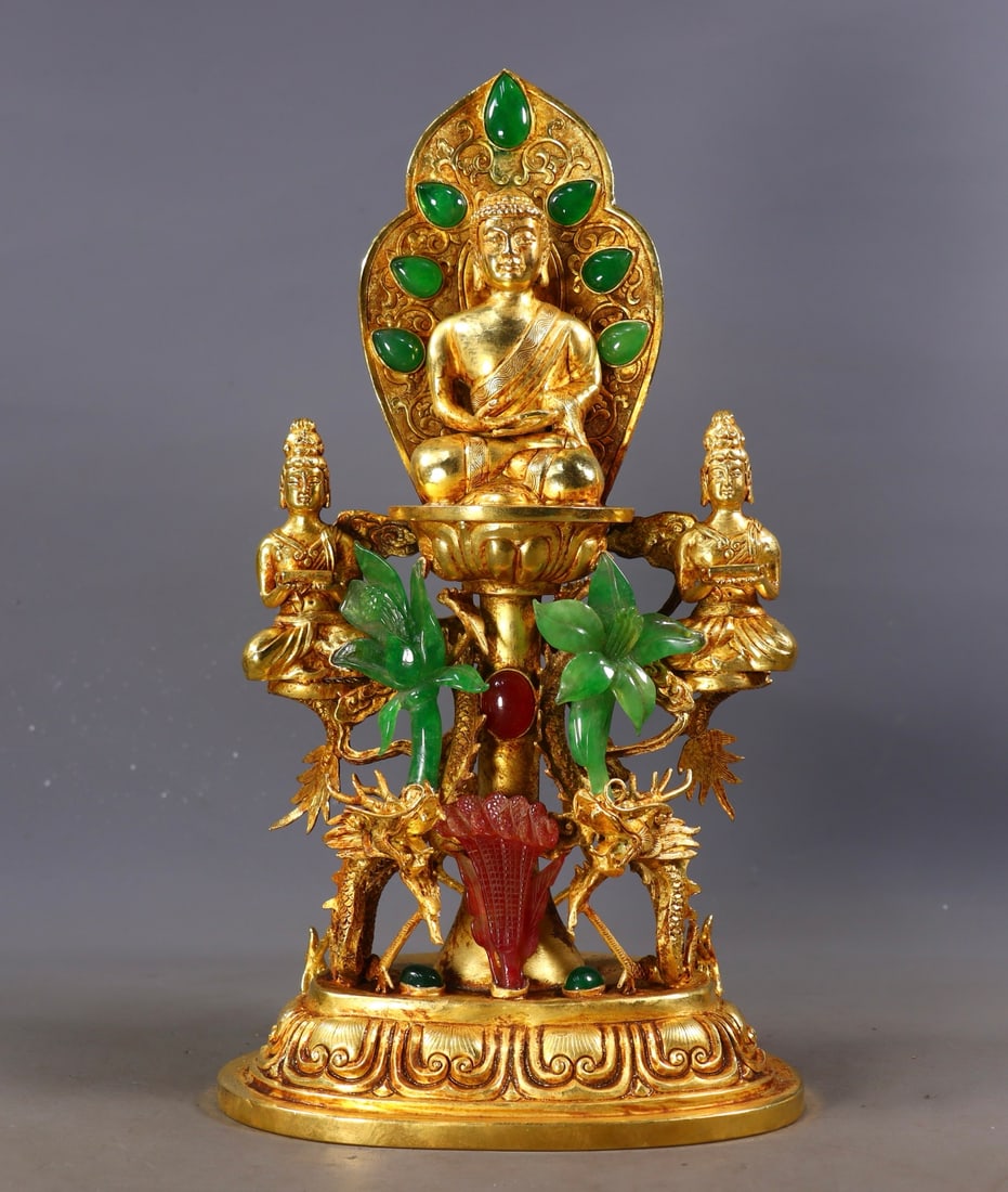 An Exquisite Gilt Bronze Inlaid Jadeite Buddha Statue: An Exquisite Gilt Bronze Inlaid Jadeite Buddha Statue Qing Dynasty, China Size:33.5cmx19cmx14cm Weight:1671g (The Dimensions Of All Batches Are Manually Measured.If You Need More Detailed Information,