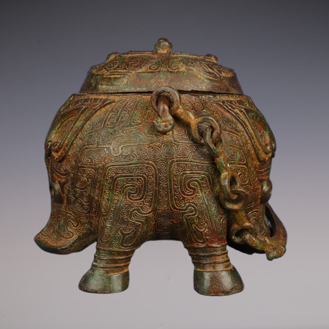 An Exquisite Bronze Beast-Face Pattern With Inscription Ewer: An Exquisite Bronze Beast-Face Pattern With Inscription Ewer W.Zhou , China Size:16cmx16cm Weight:2045g (The Dimensions Of All Batches Are Manually Measured.If You Need More Detailed Information, Plea