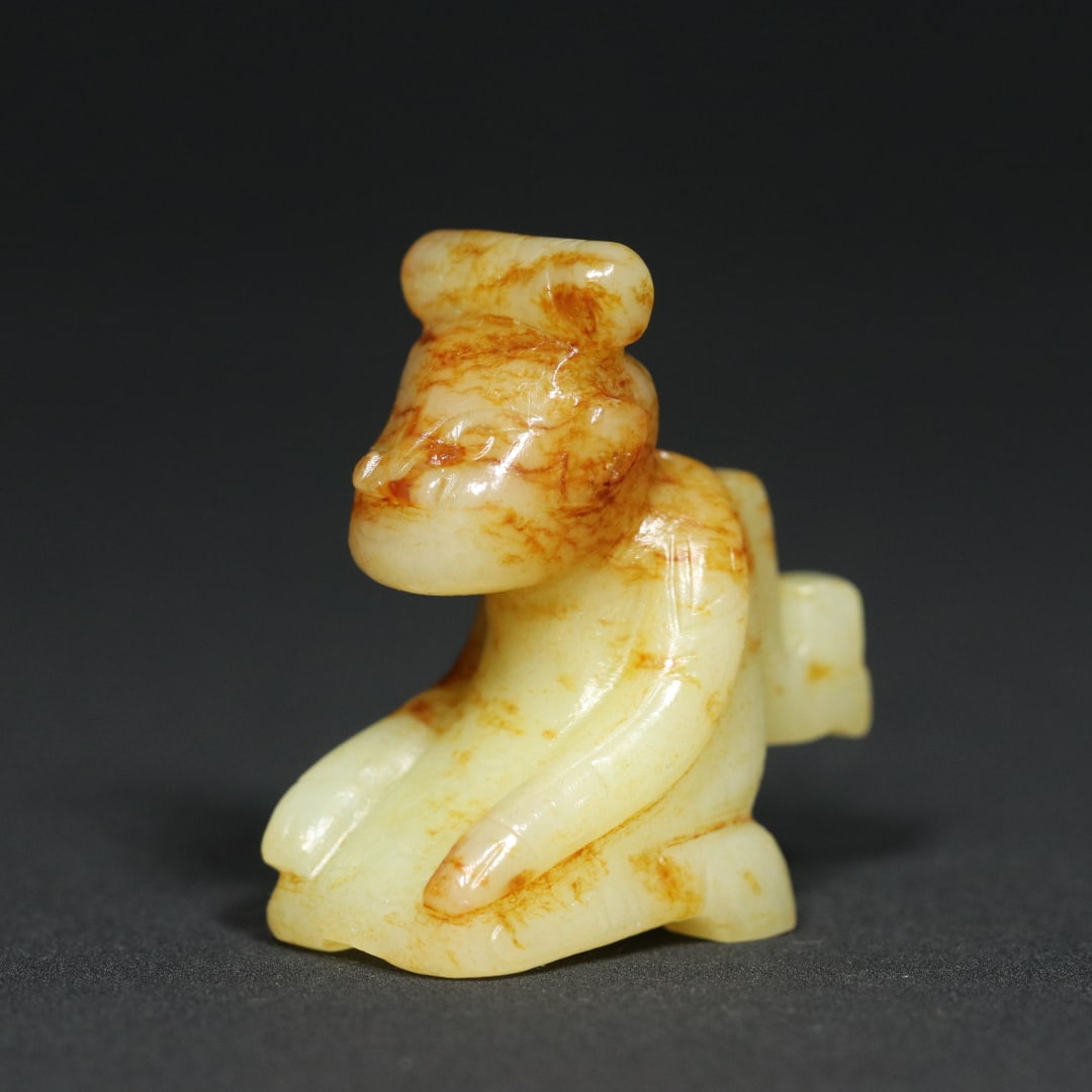 An Exquisite White Jade Figure Pendant (1 of 9)