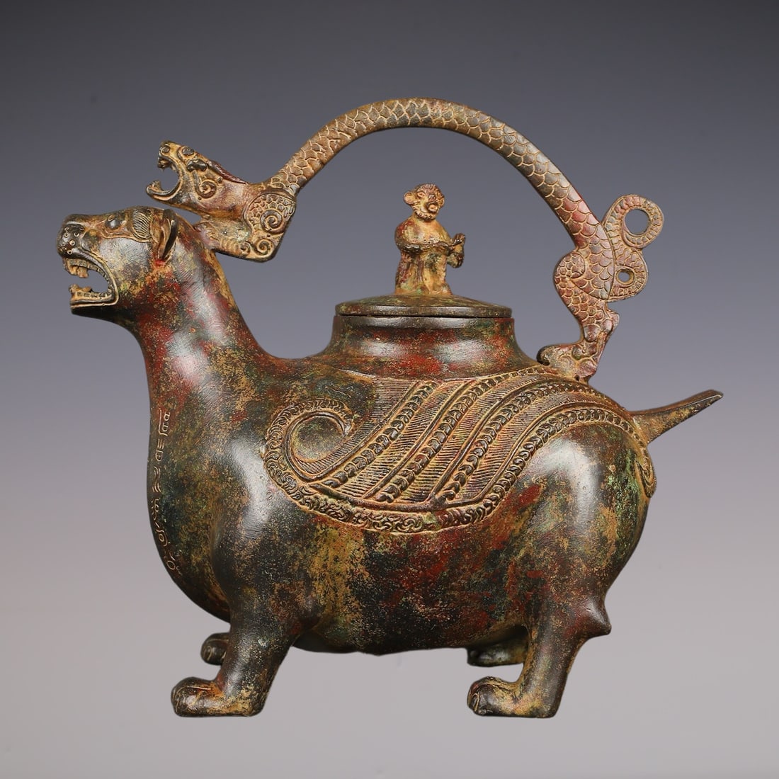 An Exquisite Bronze With Inscription Auspicious Beast-Shaped Ewer: An Exquisite Bronze With Inscription Auspicious Beast-Shaped Ewer W.Zhou , China Size:30cmx28cm Weight:4050g (The Dimensions Of All Batches Are Manually Measured.If You Need More Detailed Information,