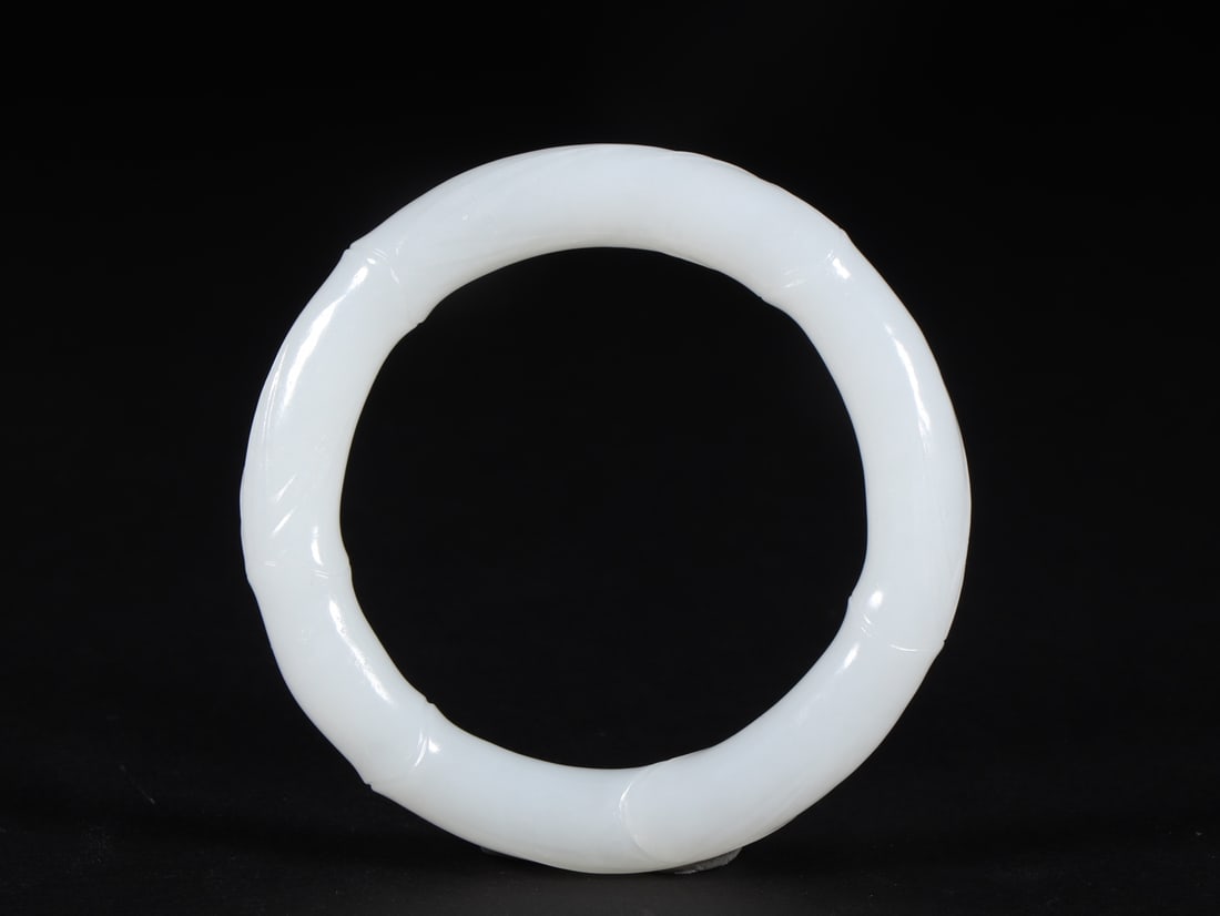 An Exquisite White Jade Bracelets (1 of 9)