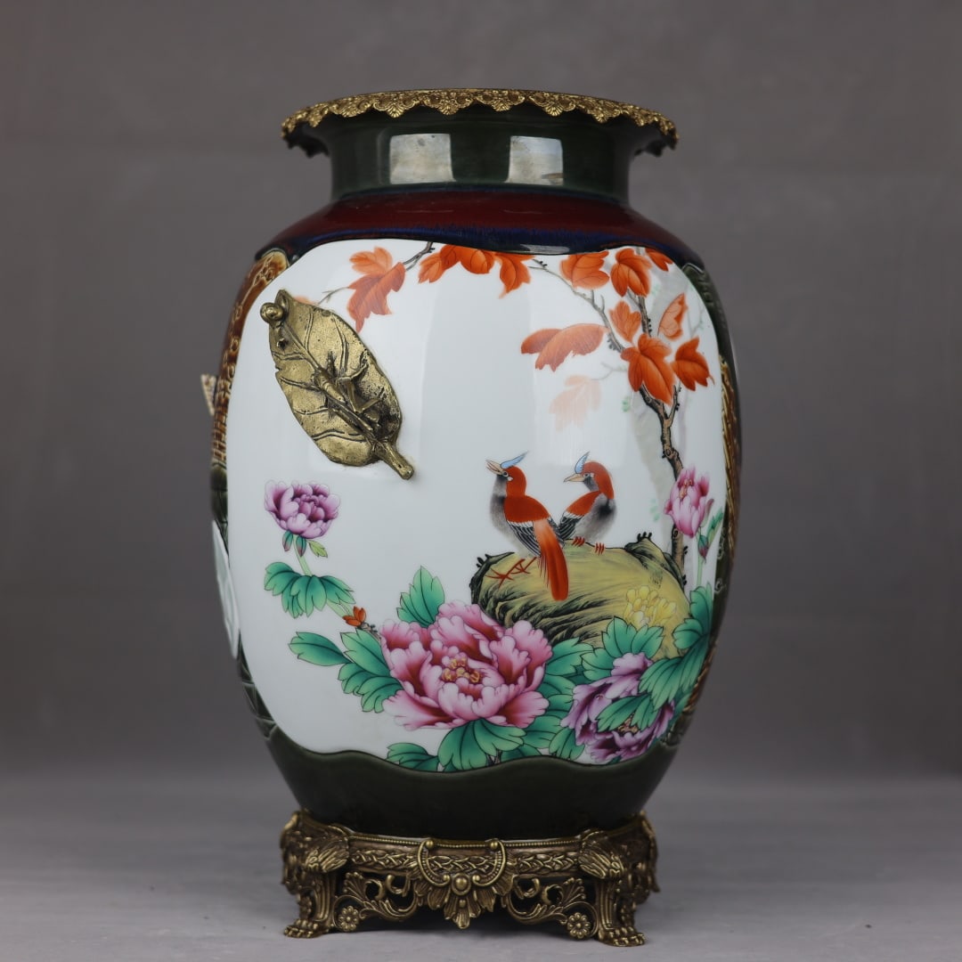 An Exquisite Famille-Rose Flambe Glazed Inlaid Bronze Flower and Bird Pattern Vase: An Exquisite Famille-Rose Flambe Glazed Inlaid Bronze Flower and Bird Pattern Vase Qing Dynasty, China Yongzheng Four-character Mark Size:42cmx27cm (The Dimensions Of All Batches Are Manually Measured