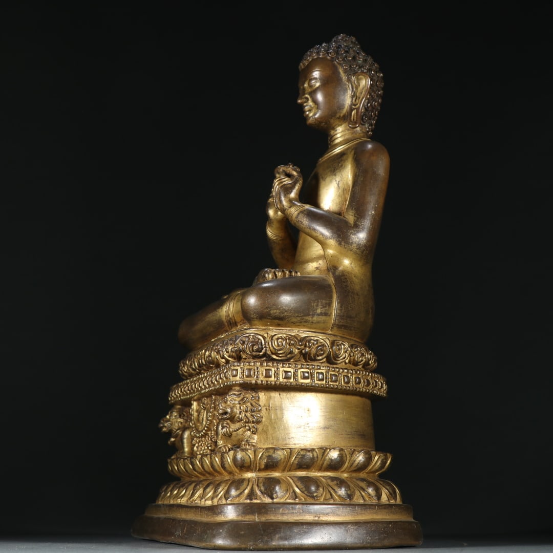 An Exquisite Bronze Gilt Statue of Sakyamuni - 4
