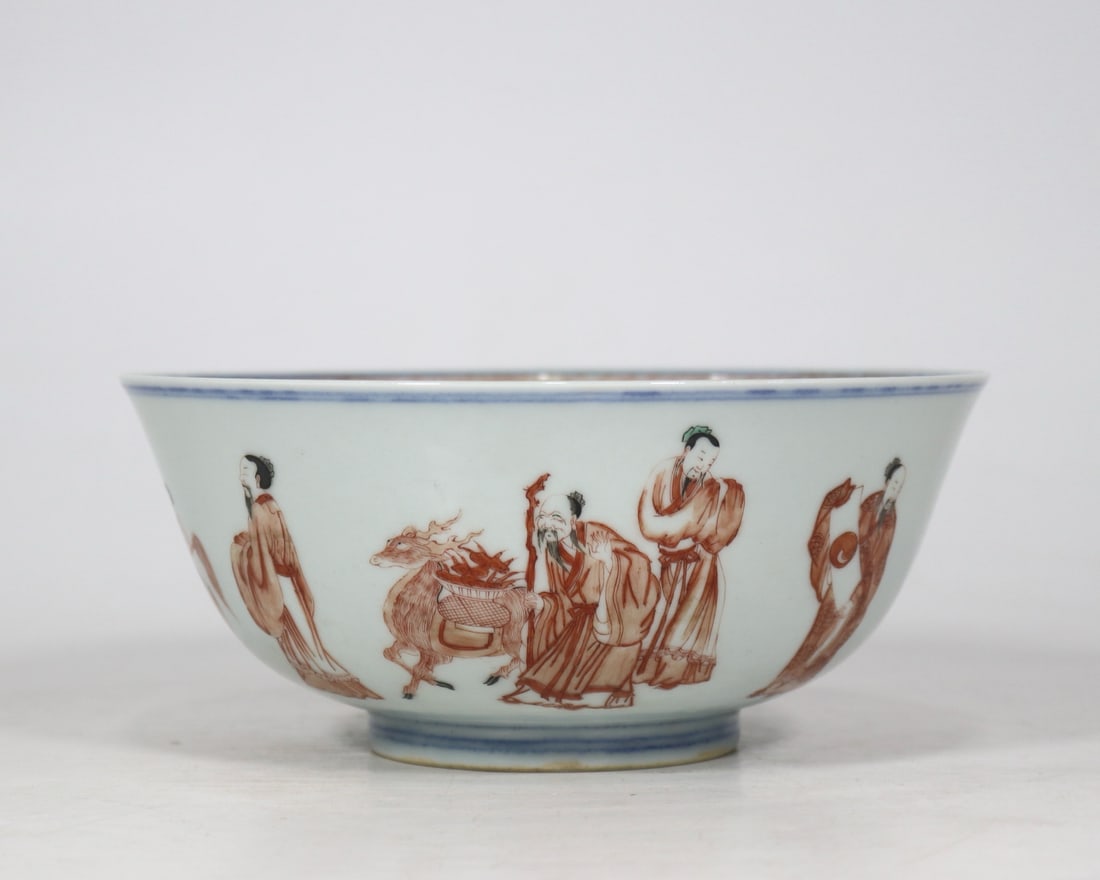 An Exquisite Iron-Red Character and Story Pattern Bowl: An Exquisite Iron-Red Character and Story Pattern Bowl Qing Dynasty, China Kangxi Six-character Mark Size:8.3cmx19cm (The Dimensions Of All Batches Are Manually Measured.If You Need More Detailed Info