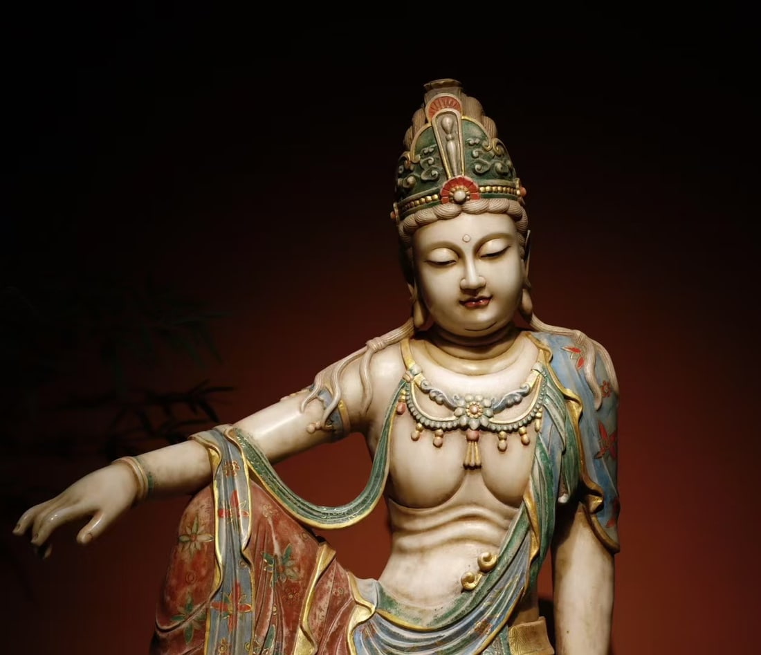 A Exquisite Marble Statue of Avalokitesvara Ornament - 4