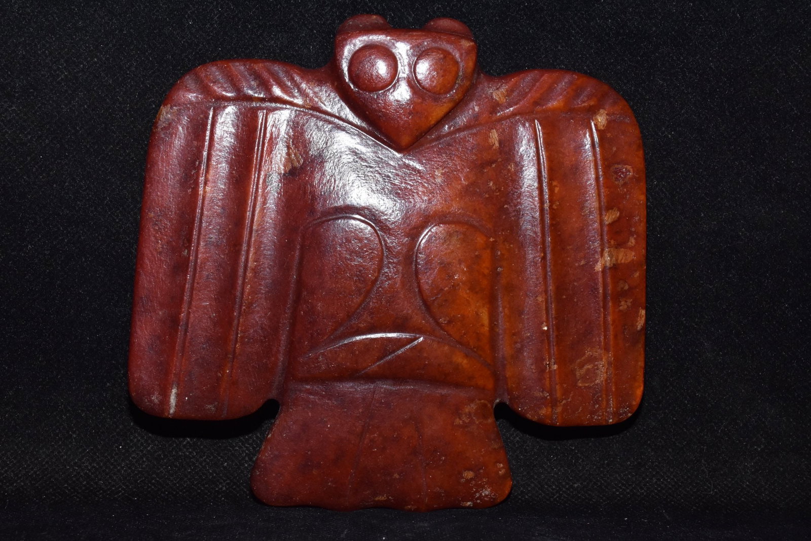 An Exquisite Hemo Jade Bird Ornament (1 of 7)