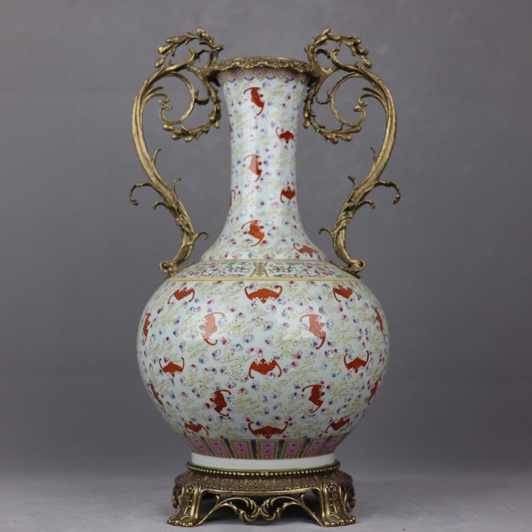 An Exquisite Famille-Rose Inlaid Bronze Bats and Peach Pattern Double-Ears Vase: An Exquisite Famille-Rose Inlaid Bronze Bats and Peach Pattern Double-Ears Vase Qing Dynasty, China Guangxu Six-character Mark Size:48cmx26cm (The Dimensions Of All Batches Are Manually Measured.If Yo