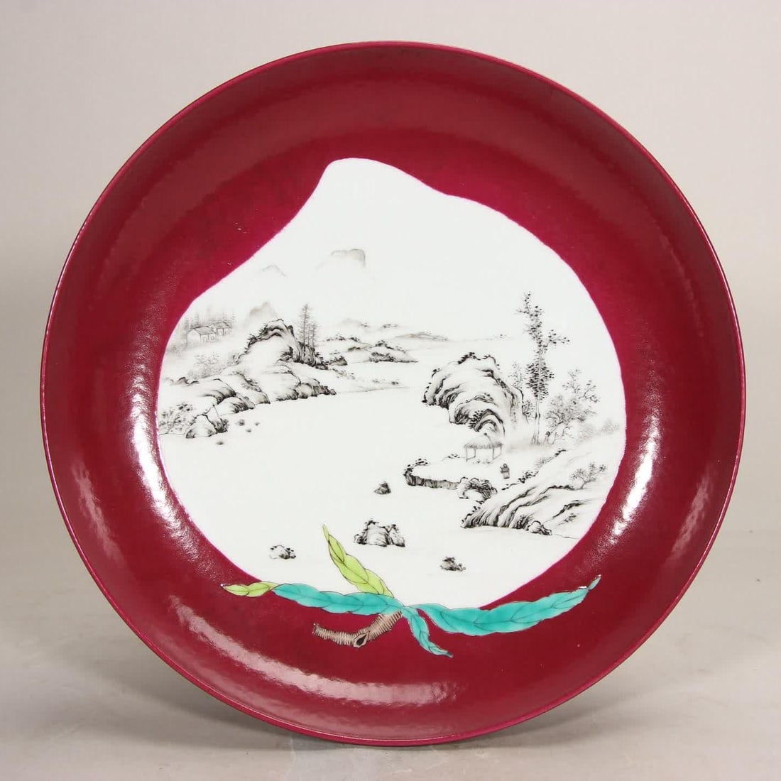 A Qing Jiaqing carmine red glaze window open window ink color landscape plate (1 of 9)