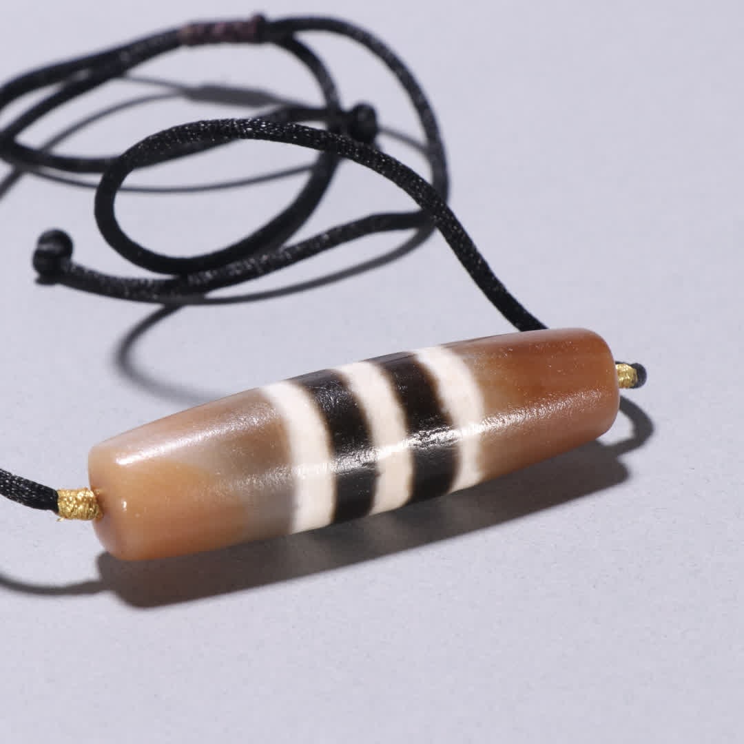 A five-threaded bead pendant - 2
