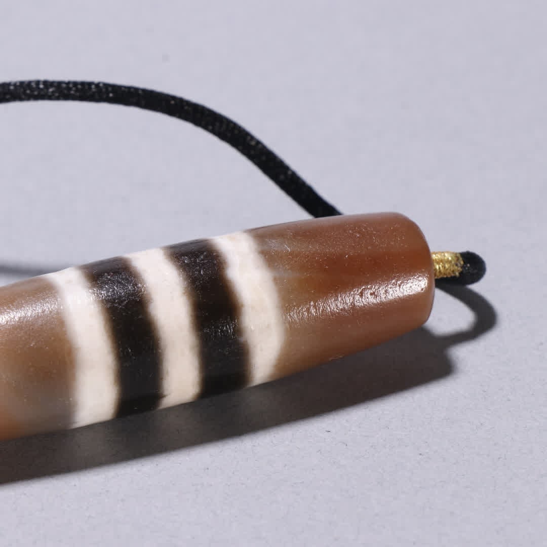 A five-threaded bead pendant - 5