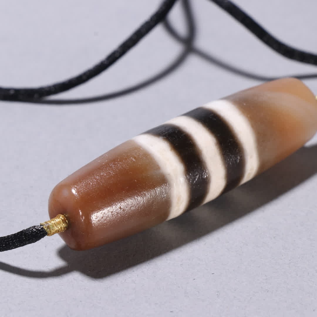A five-threaded bead pendant - 9