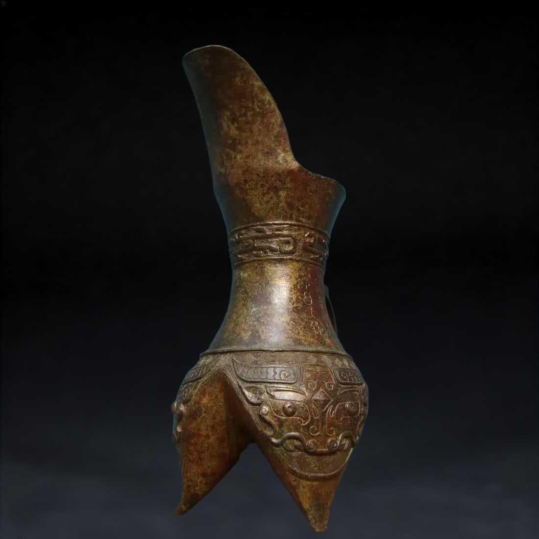 A bronze vessel - 2