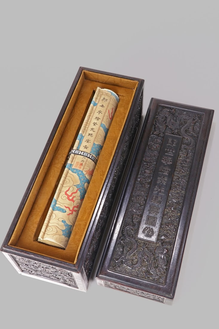 A long scroll of purple light banquet painted by Lang Shining: Lang Shining's long scroll of purple light banquet SIZE: Box L: 55.8cm W: 18.6cm H: 23.8cm Total L: 742cm W: 45.5cm (The Dimensions Of All Batches Are Manually Measured.If You Need More Detailed Infor