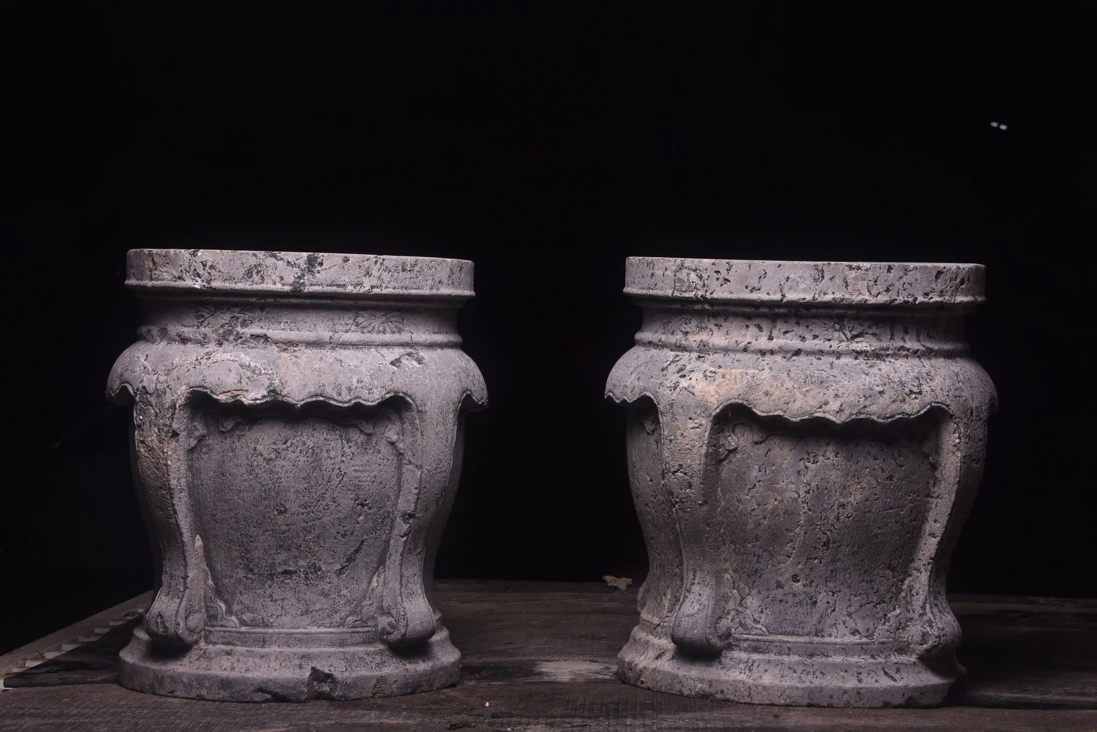 A pair of Qing Dynasty bluestone flower pillar piers (1 of 9)