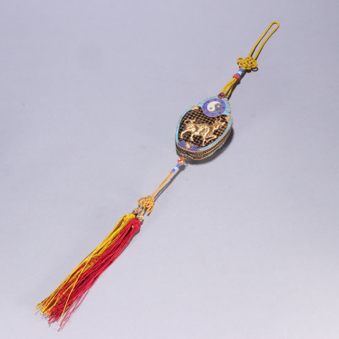 A Qing Dynasty silver gilt baked blue cow pattern sachet pendant (1 of 9)