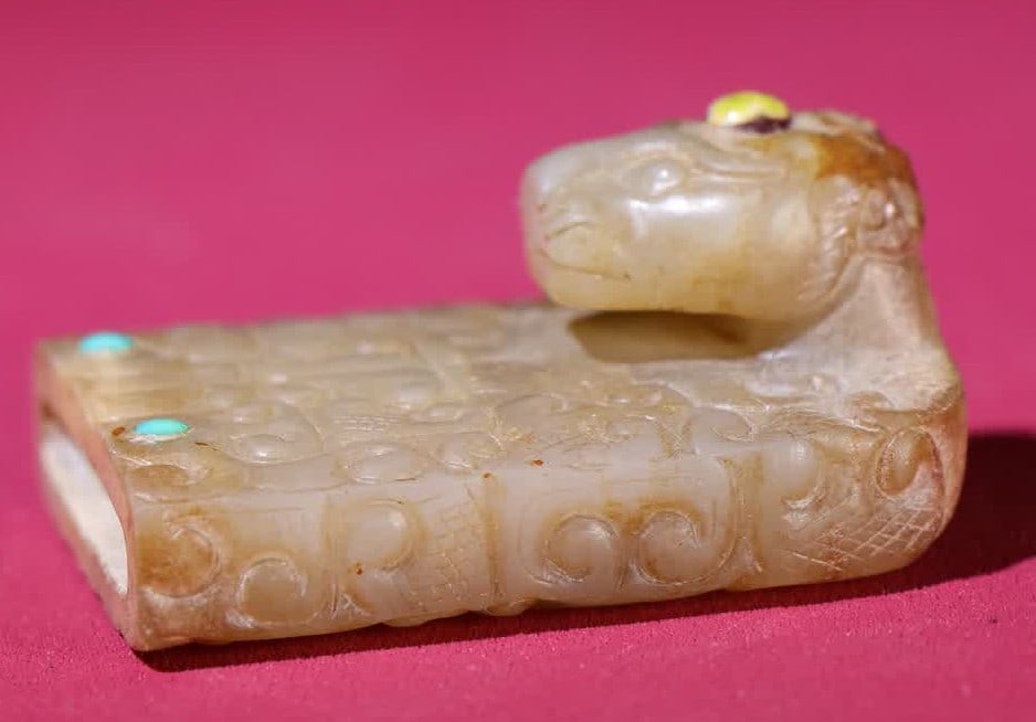 A Han Dynasty jade beast (1 of 9)