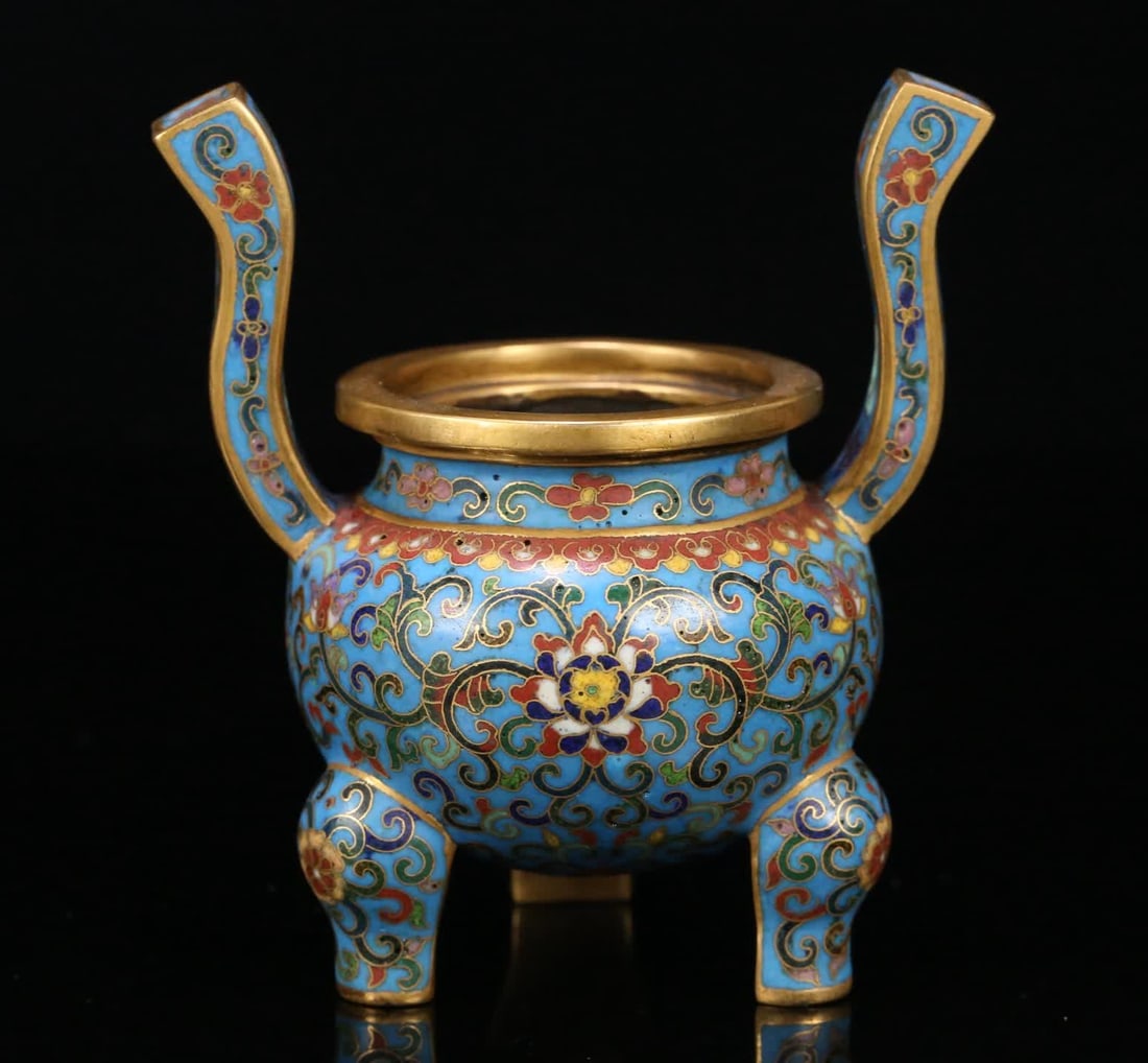 A Qing Dynasty cloisonné three-legged cupola ear stove (1 of 9)