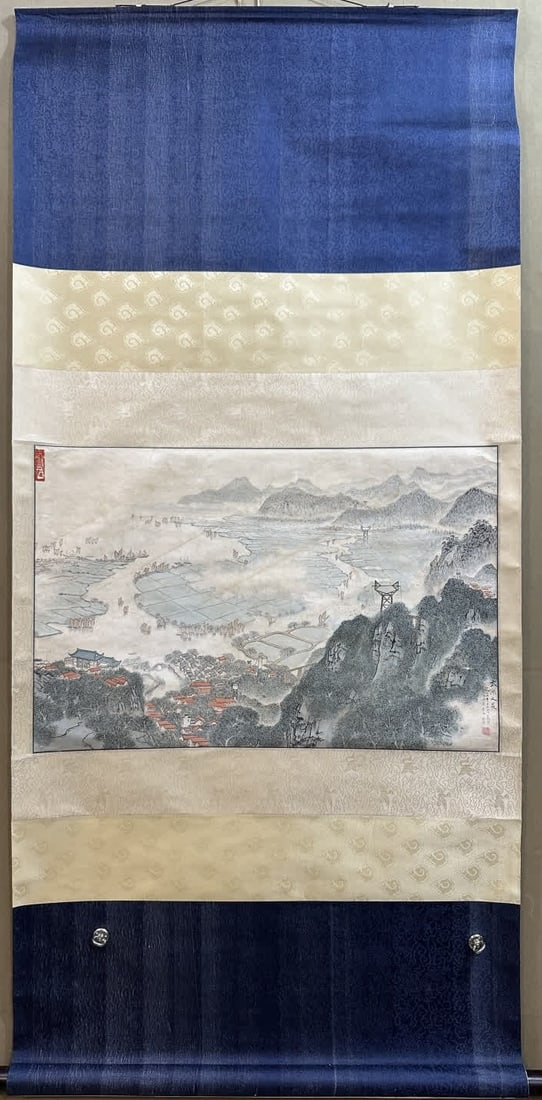 A landscape painting by Song Wenzhi: Song Wenzhi's landscape painting SIZE: 44x66cm (The Dimensions Of All Batches Are Manually Measured.If You Need More Detailed Information, Please Contact Our Customer Service Before Bidding.)