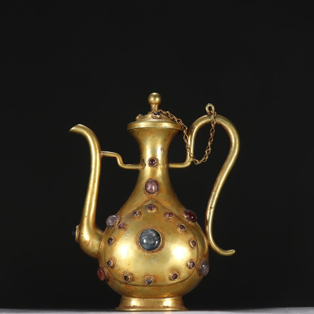 A Qing Dynasty copper-gilt inlaid treasure wine pot (1 of 9)