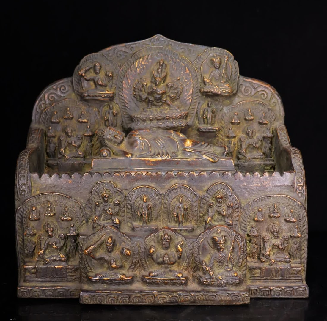 A Qing Dynasty Bodhi wood carving Shakyamuni Nirvana Buddha shrine: Qing Dynasty Bodhi wood carving Shakyamuni Nirvana Buddha shrine SIZE: H:38cm W:37cm T:19.5cm (The Dimensions Of All Batches Are Manually Measured.If You Need More Detailed Information, Please Contact