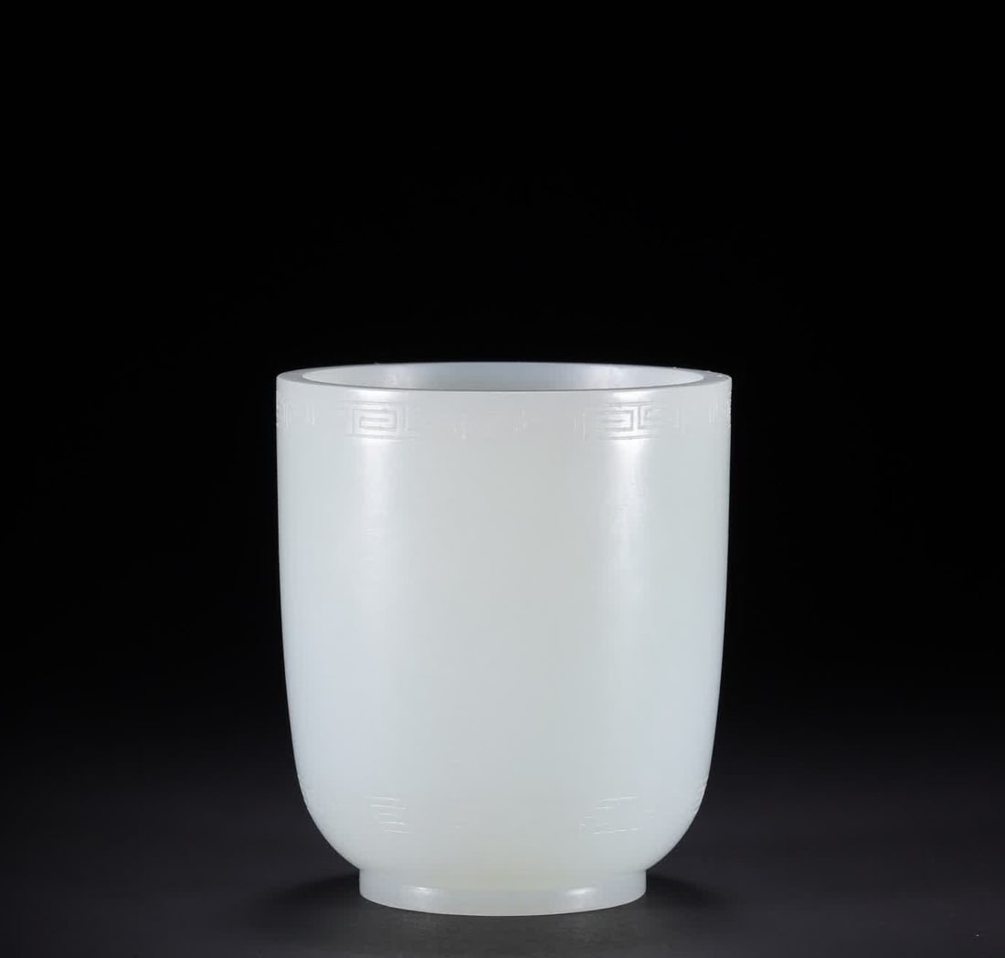 A Qing Dynasty Hetian jade cup (1 of 10)