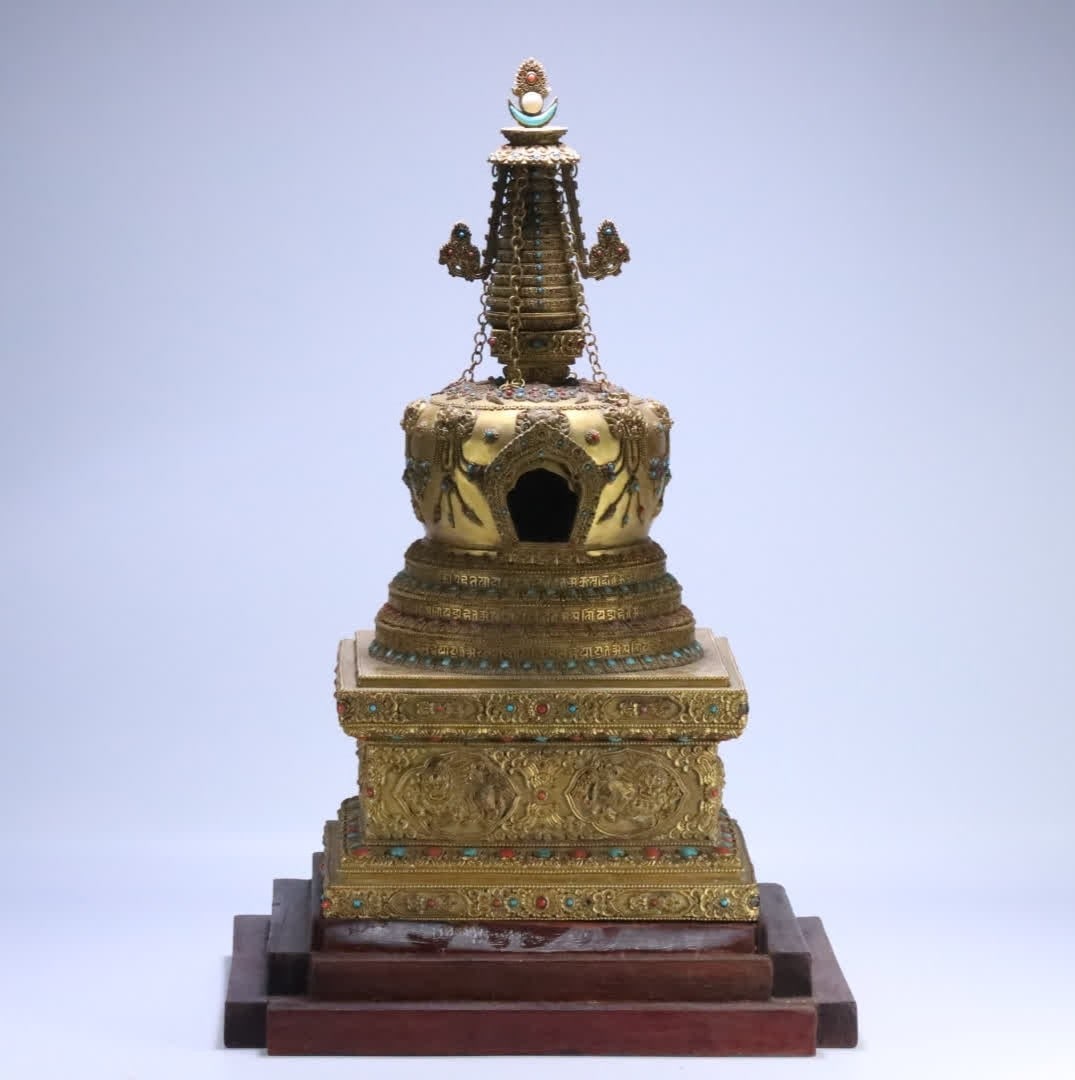 A Qing Dynasty copper-gilt inlaid treasure pagoda: Qing Dynasty copper gilt inlaid treasure pagoda SIZE: 49.5x45x22.5x22.5cm W:9600g (The Dimensions Of All Batches Are Manually Measured.If You Need More Detailed Information, Please Contact Our Custome