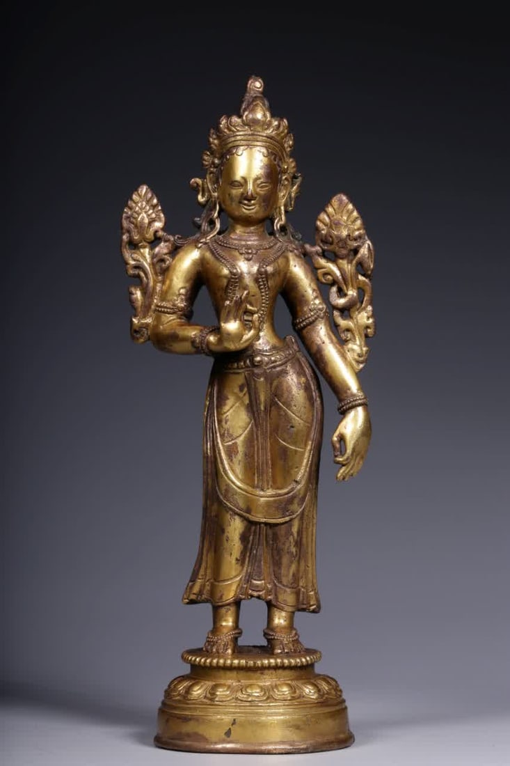 A bronze gilt statue of Tara from the 10th-12th centuries (1 of 9)