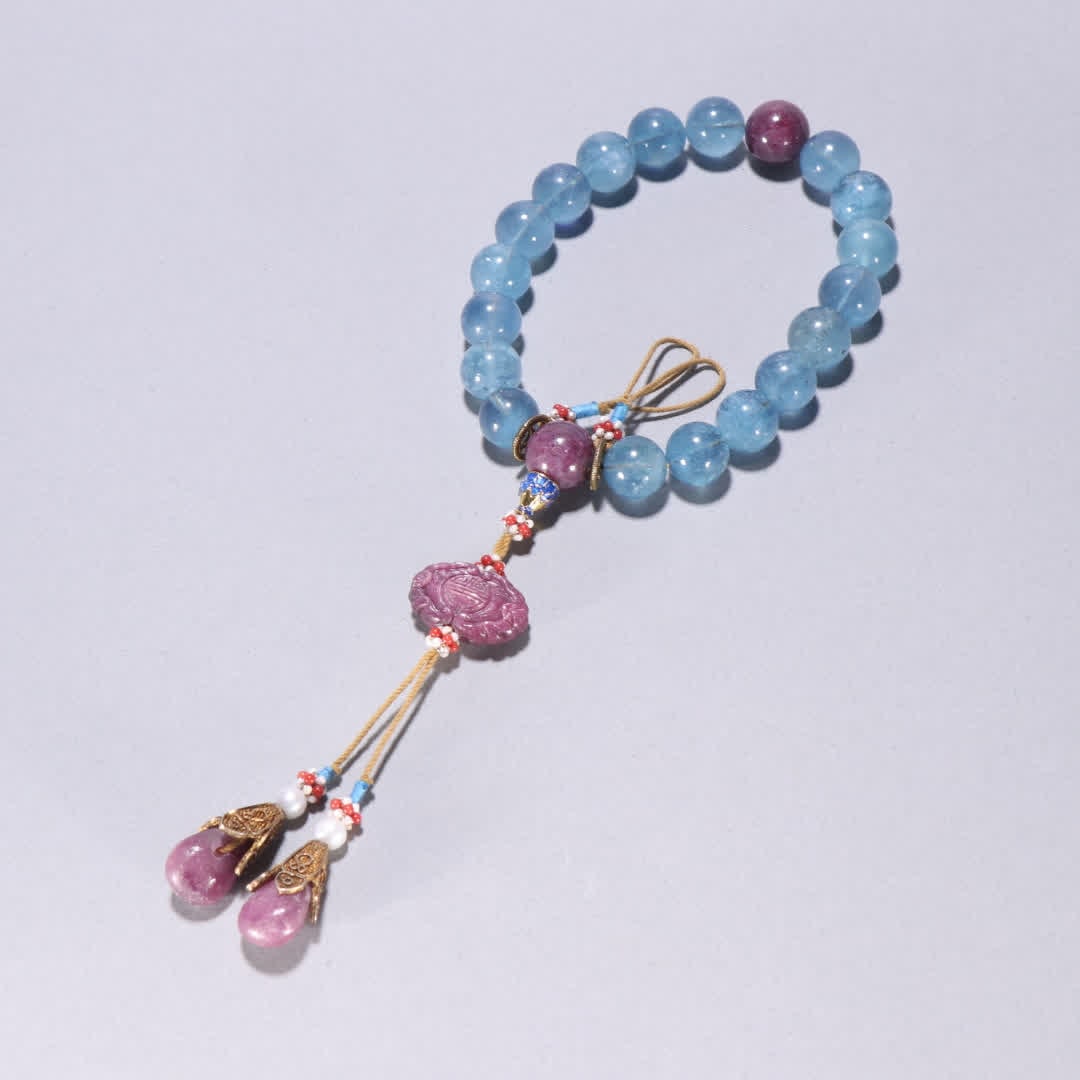 A piece of Qing Dynasty aquamarine held by eighteen sons (1 of 9)