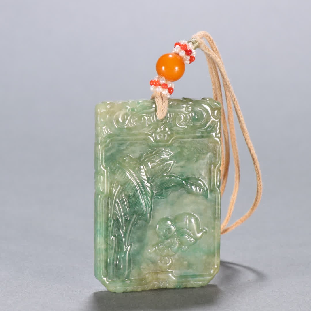 A Qing Dynasty jade character story is listed: Qing Dynasty jade character story listing SIZE: H:6cm W:4cm W:41.3g (The Dimensions Of All Batches Are Manually Measured.If You Need More Detailed Information, Please Contact Our Customer Service Befo