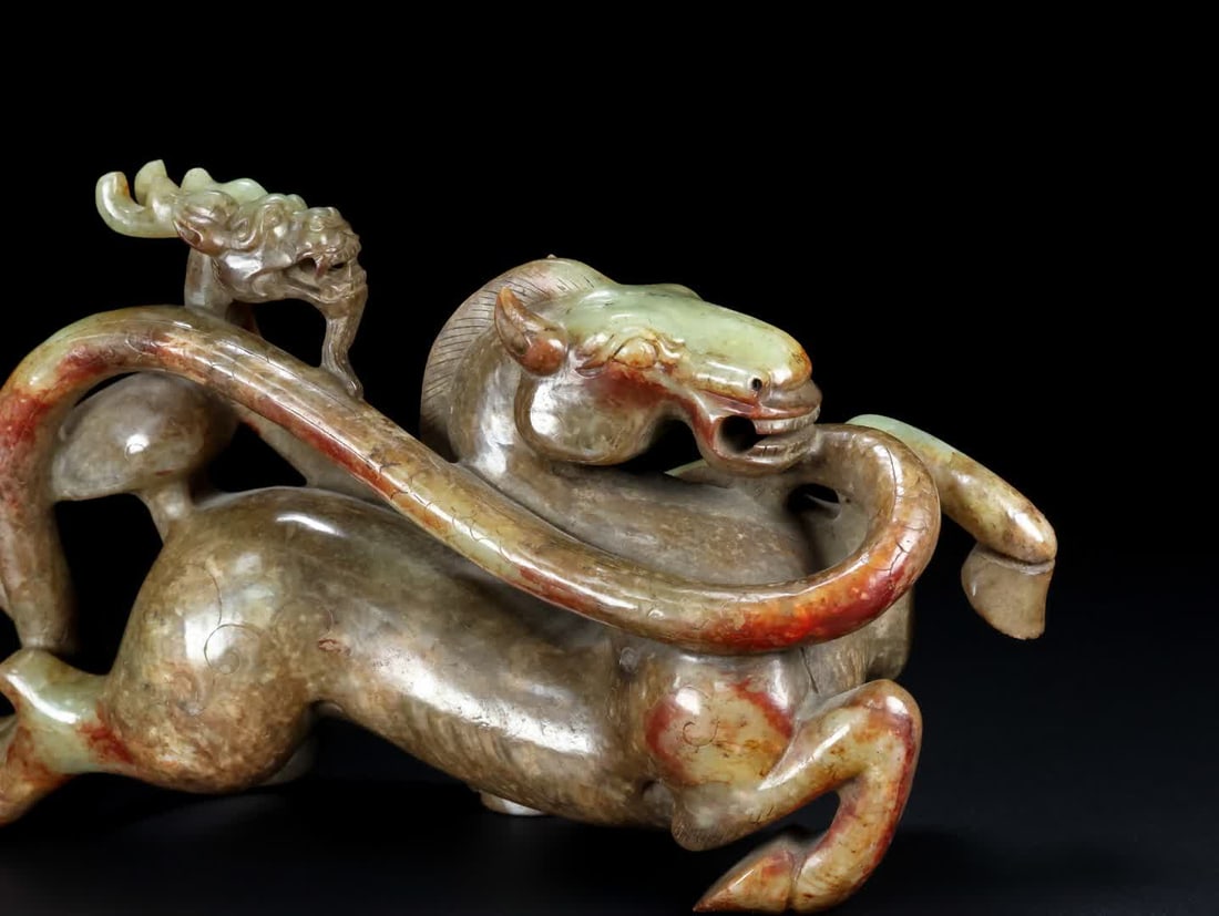 A Han Dynasty jade horse ornament - 7