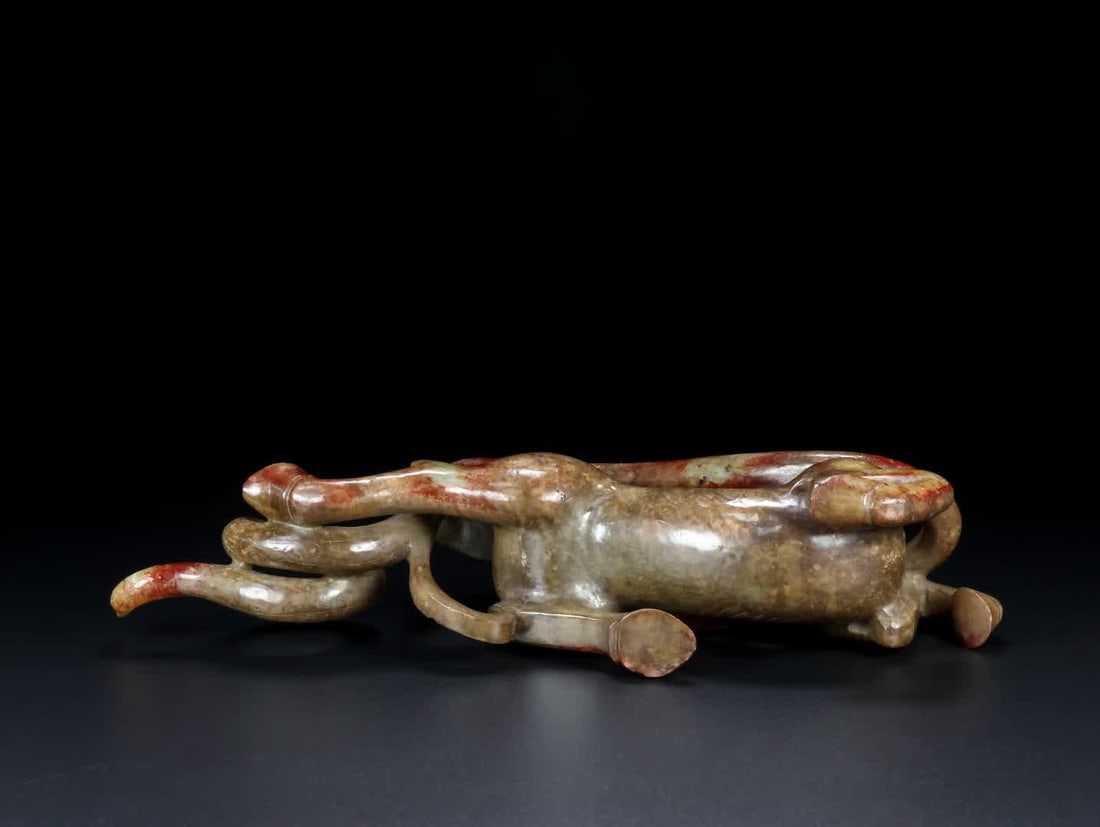 A Han Dynasty jade horse ornament - 9