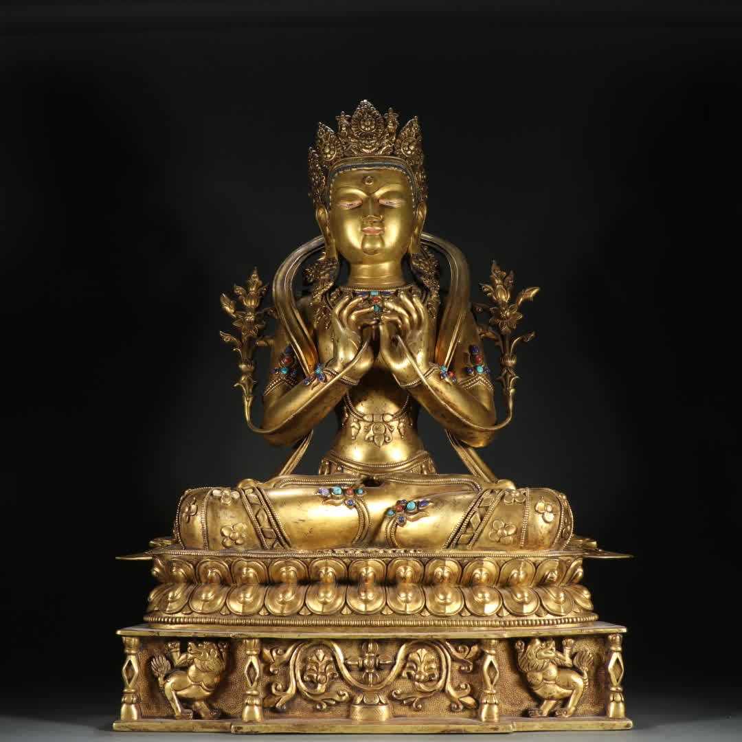 A statue of Manjushri Bodhisattva in copper gilt in the Qing Dynasty: Qing Dynasty bronze gilt statue of Manjushri Bodhisattva SIZE: H:54.5cm W:35cm W:17.3kg (The Dimensions Of All Batches Are Manually Measured.If You Need More Detailed Information, Please Contact Our C