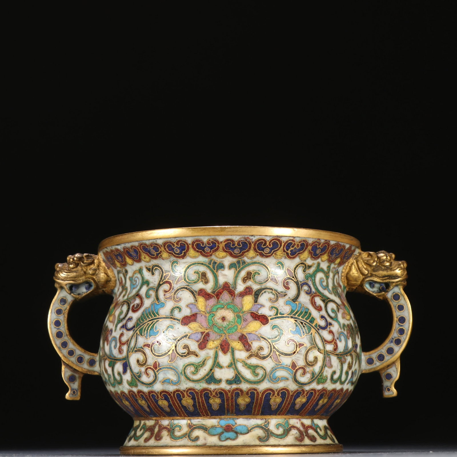 A Qing Dynasty copper tire cloisonné painting enamel entwined lotus pattern amphora incense burner: Qing Dynasty copper tire filigree painting enamel entwined lotus pattern amphora incense burner SIZE: H:7.1cm W:12.4cm W:420g (The Dimensions Of All Batches Are Manually Measured.If You Need More Deta