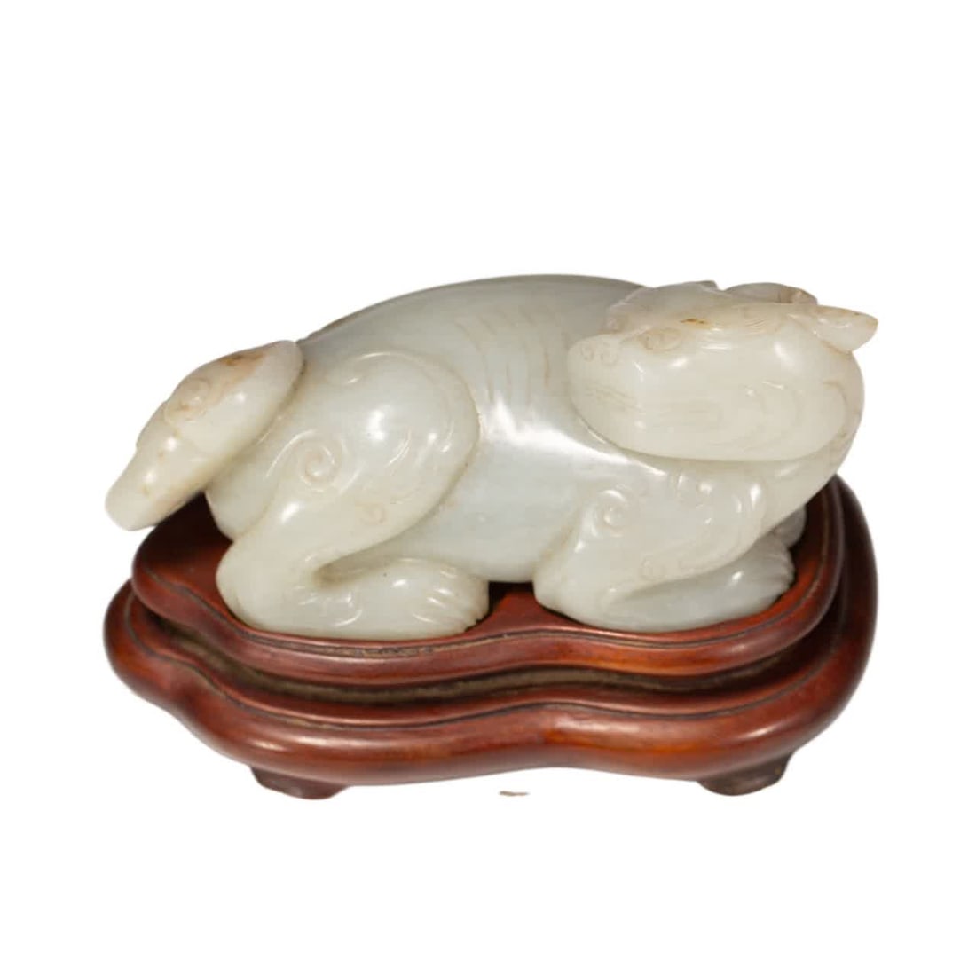 A Qing Dynasty Hetian jade beast: Qing Dynasty Hetian jade beast SIZE: L: 11cm W: 7cm H: 7.5cm W: 380g No. Q1673 (The Dimensions Of All Batches Are Manually Measured.If You Need More Detailed Information, Please Contact Our Customer S