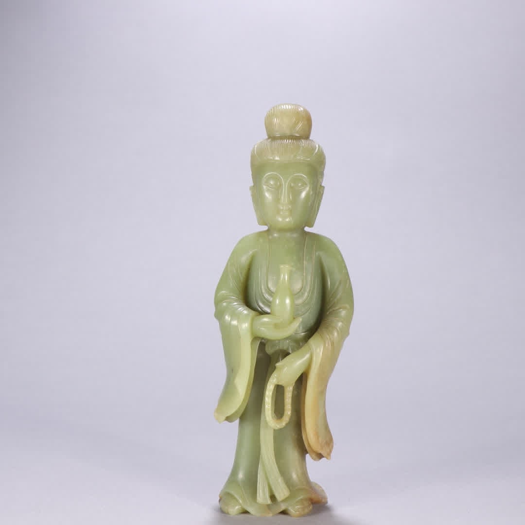 A statue of Guanyin in Hetian Topaz in the Qing Dynasty: Qing Dynasty Hetian topaz Guanyin statue SIZE: H:17.5cm W:6.2cm W:490g (The Dimensions Of All Batches Are Manually Measured.If You Need More Detailed Information, Please Contact Our Customer Service