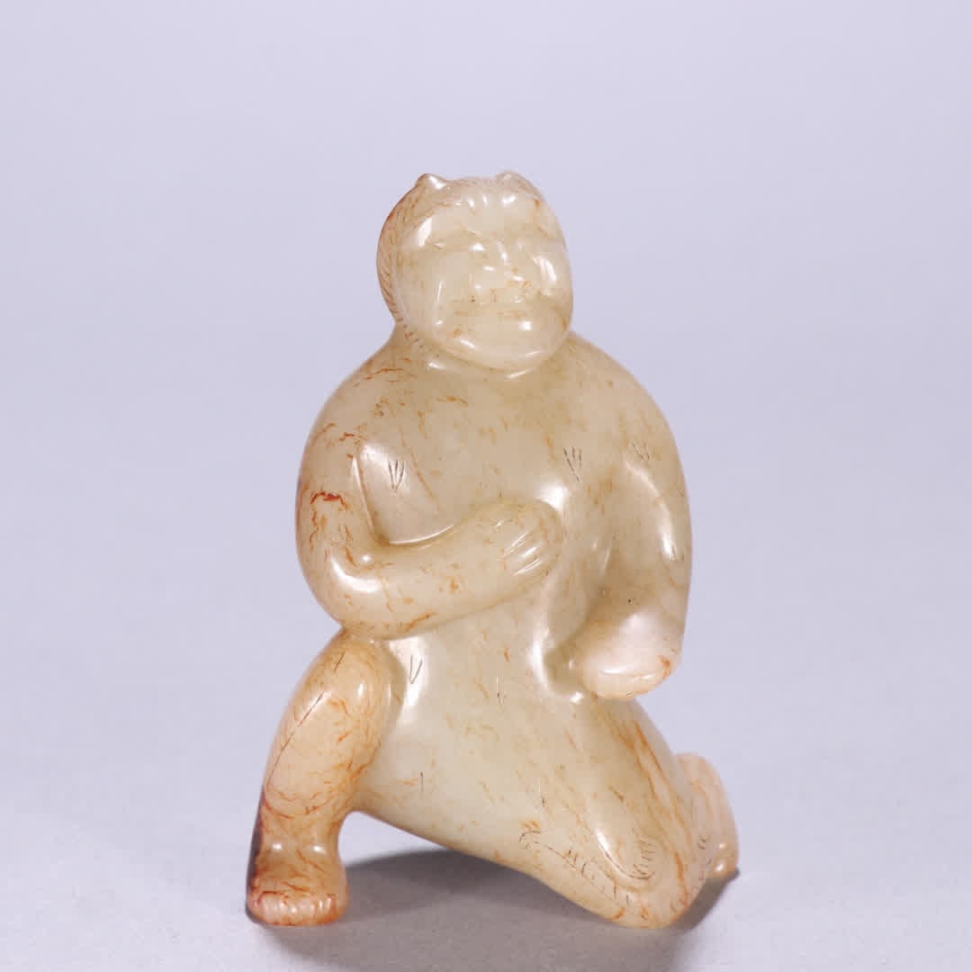 A portrait of Shang Hetian jade: Shang Hetian jade figure statue SIZE: H:8.1cm W:5.9cm W:180.7g (The Dimensions Of All Batches Are Manually Measured.If You Need More Detailed Information, Please Contact Our Customer Service Before Bi