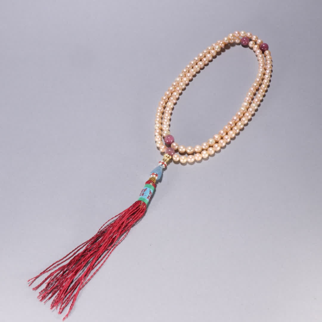 A Qing Dynasty pearl 108 Buddha bead: Qing Dynasty pearl 108 Buddha beads SIZE: Bead diameter 0.7cm W: 66.6g (The Dimensions Of All Batches Are Manually Measured.If You Need More Detailed Information, Please Contact Our Customer Service B