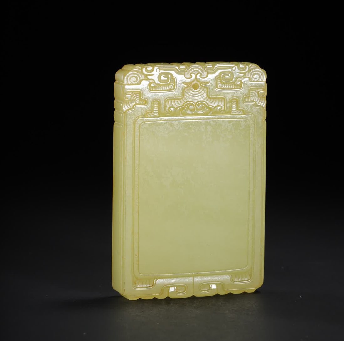 A Qing Dynasty Hetian topaz safe and sound (1 of 11)