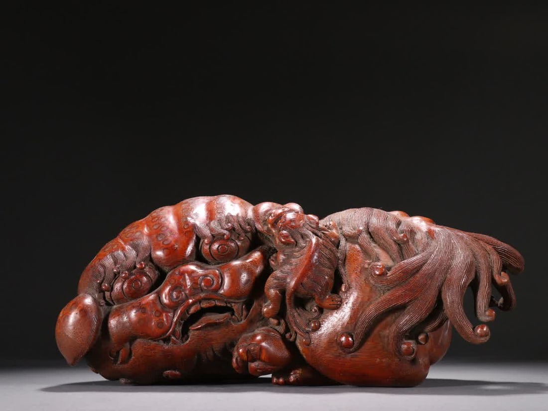 An old bamboo carving ornament of the Qing Dynasty: Qing Dynasty old bamboo carving Taishi Shaoshi ornament SIZE: H:13cm W:27.5cm W:1520g (The Dimensions Of All Batches Are Manually Measured.If You Need More Detailed Information, Please Contact Our Cus