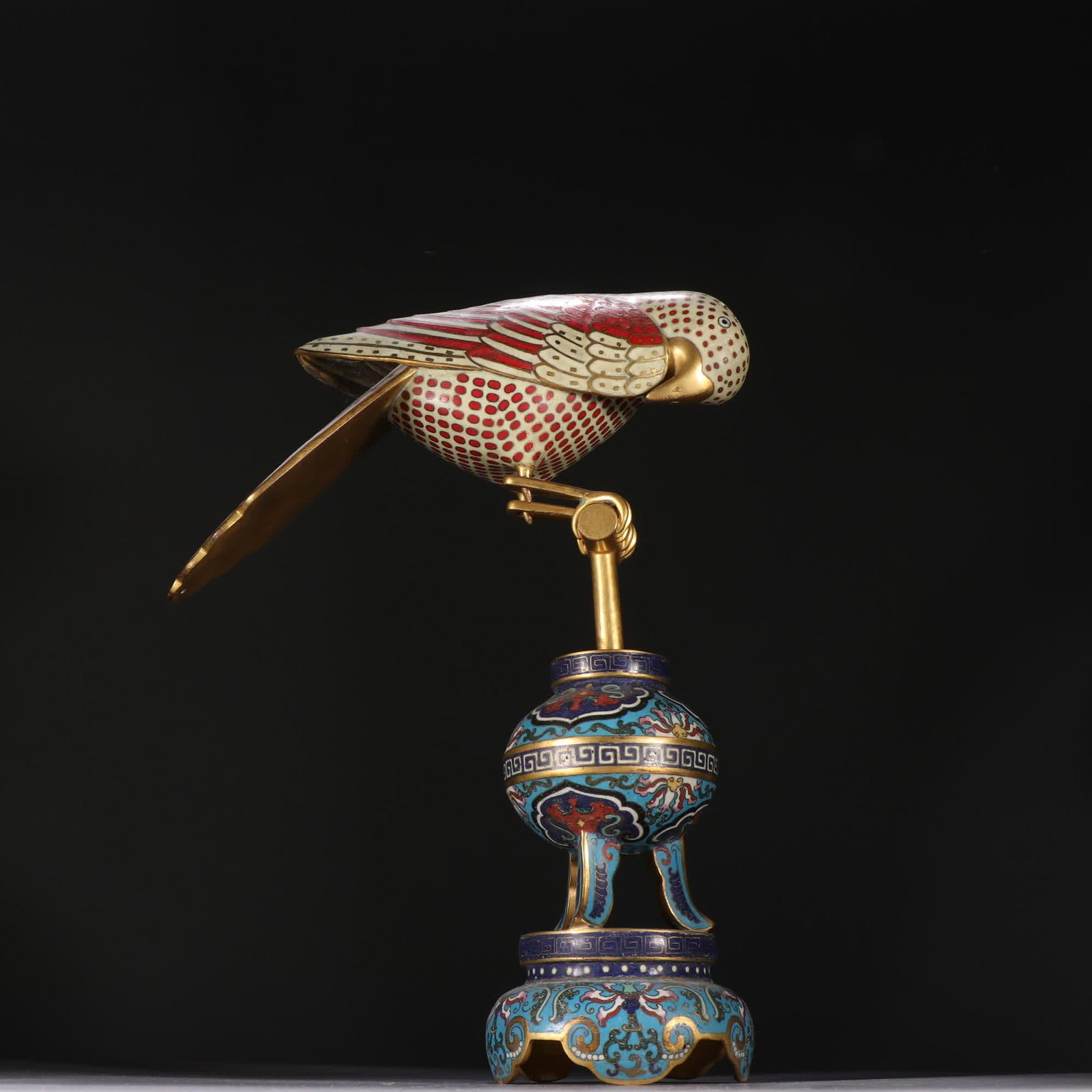 A Ming Dynasty copper gilt cloisonné parrot ornament: Ming Dynasty copper gilt cloisonné parrot ornament SIZE: H:30cm W:21cm W:1146.5g (The Dimensions Of All Batches Are Manually Measured.If You Need More Detailed Information, Please Contact Our Custome