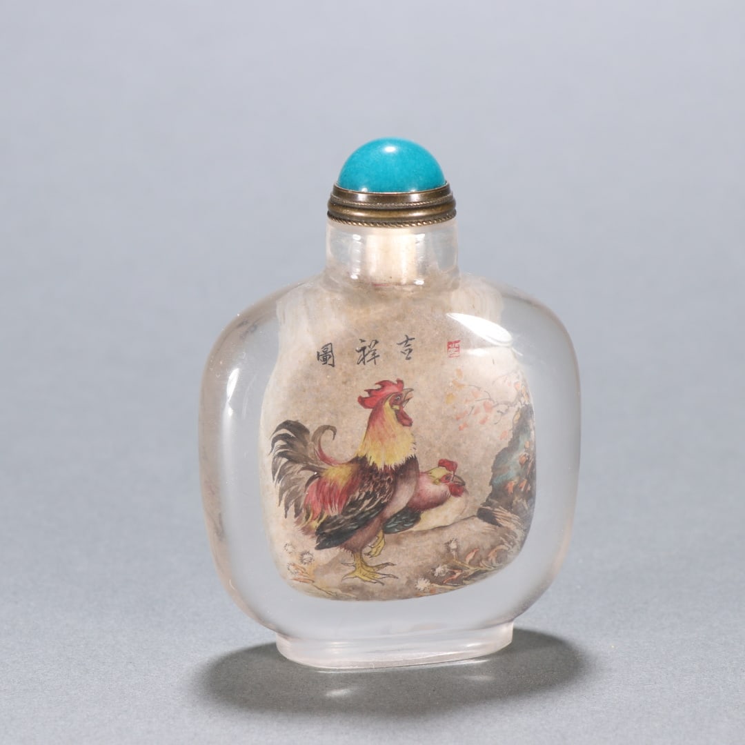An Exquisite Crystal Rooster Pattern Snuff Bottle: An Exquisite Crystal Rooster Pattern Snuff Bottle Qing Dynasty, China Size:7.8cmx5.7cm Weight:114g (The Dimensions Of All Batches Are Manually Measured.If You Need More Detailed Information, Please Co