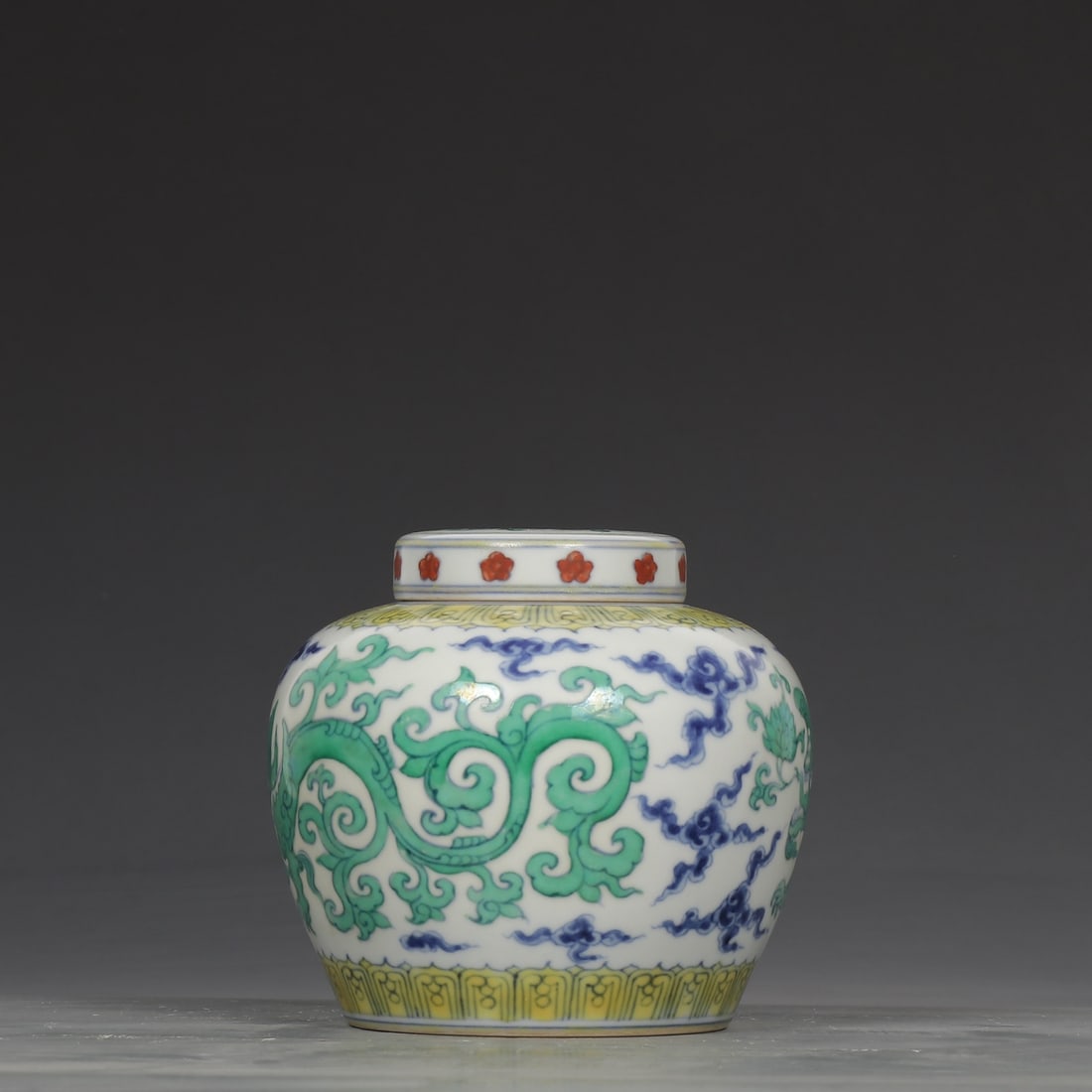 An Exquisite Doucai Dragon Pattern Jar - 5