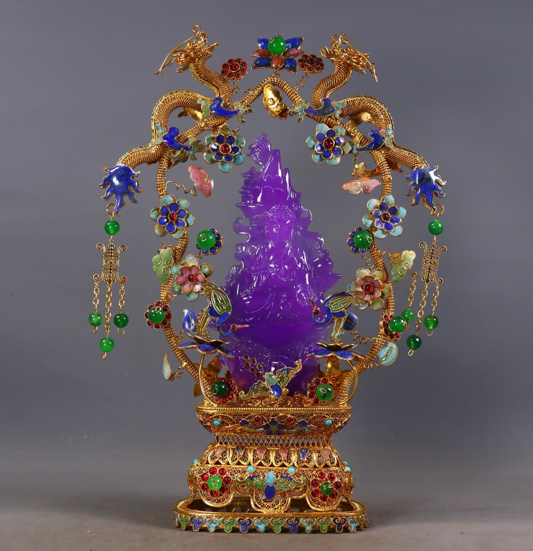 An Exquisite Gilt Bronze Inlaid Jadeite Rockery Ornament: An Exquisite Gilt Bronze Inlaid Jadeite Rockery Ornament Qing Dynasty, China Qianlong Four-character Mark Size:34cmx23cmx7cm Weight:932g (The Dimensions Of All Batches Are Manually Measured.If You Nee