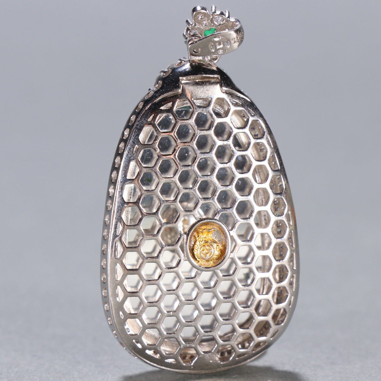 An Exquisite Jadeite Ganoderma lucidum Pattern Pendant - 5