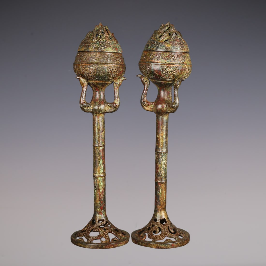 A Pair of Exquisite Bronze Dragon Pattern Censer: A Pair of Exquisite Bronze Dragon Pattern Censer Han Dynasty, China Size:14cmx58cm Weight:6250g (The Dimensions Of All Batches Are Manually Measured.If You Need More Detailed Information, Please Conta