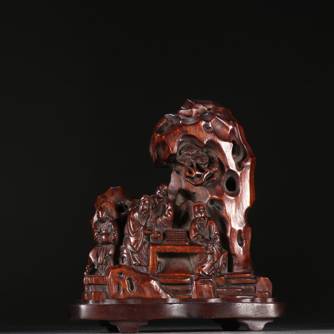 An Exquisite Eaglewood Character and Story Pattern Rockery Ornament: An Exquisite Eaglewood Character and Story Pattern Rockery Ornament Qing Dynasty, China Size:16.9cmx14.7cm Weight:216.9g (The Dimensions Of All Batches Are Manually Measured.If You Need More Detailed 